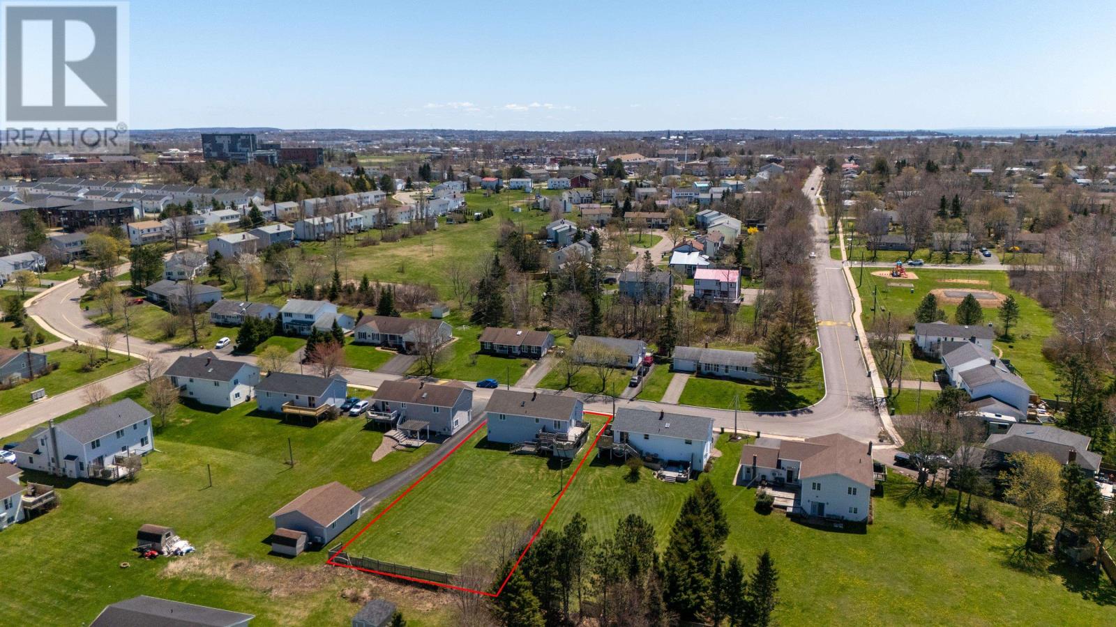 Property at 642 Queen Street image 4