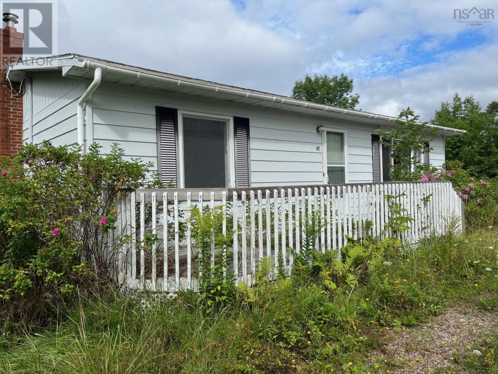642 Highway 223, Little Narrows, Nova Scotia  B0E 1T0 - Photo 11 - 202505277