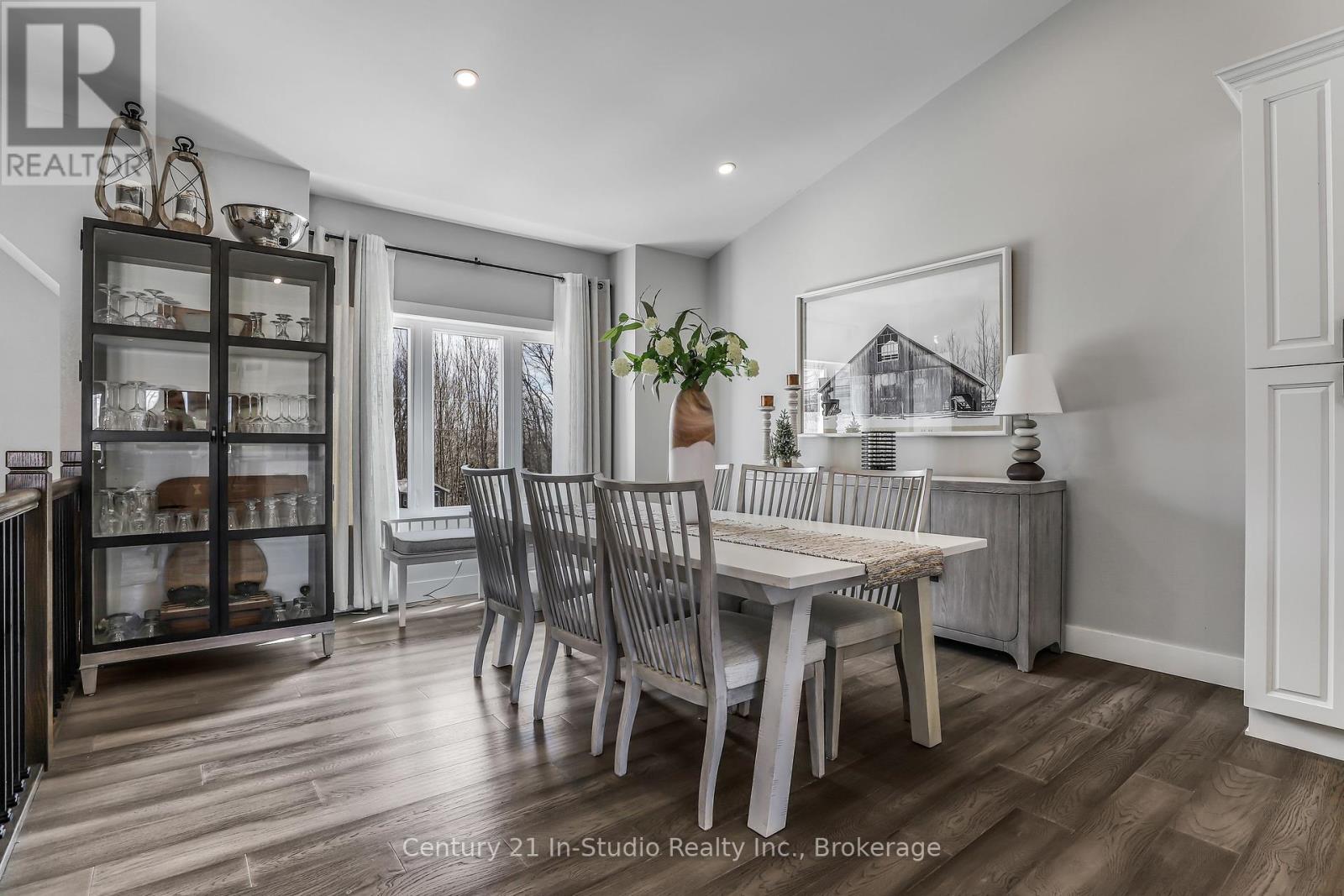 73 Everett Road, South Bruce Peninsula, Ontario N0H 2T0 - Photo 12 - X12153203