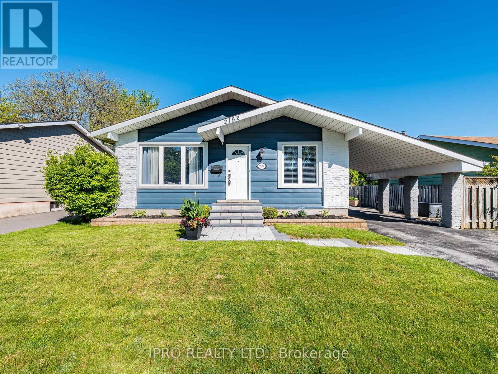 2152 Falmouth Terrace, Burlington, Ontario  L7P 1X9 - Photo 1 - W12183636
