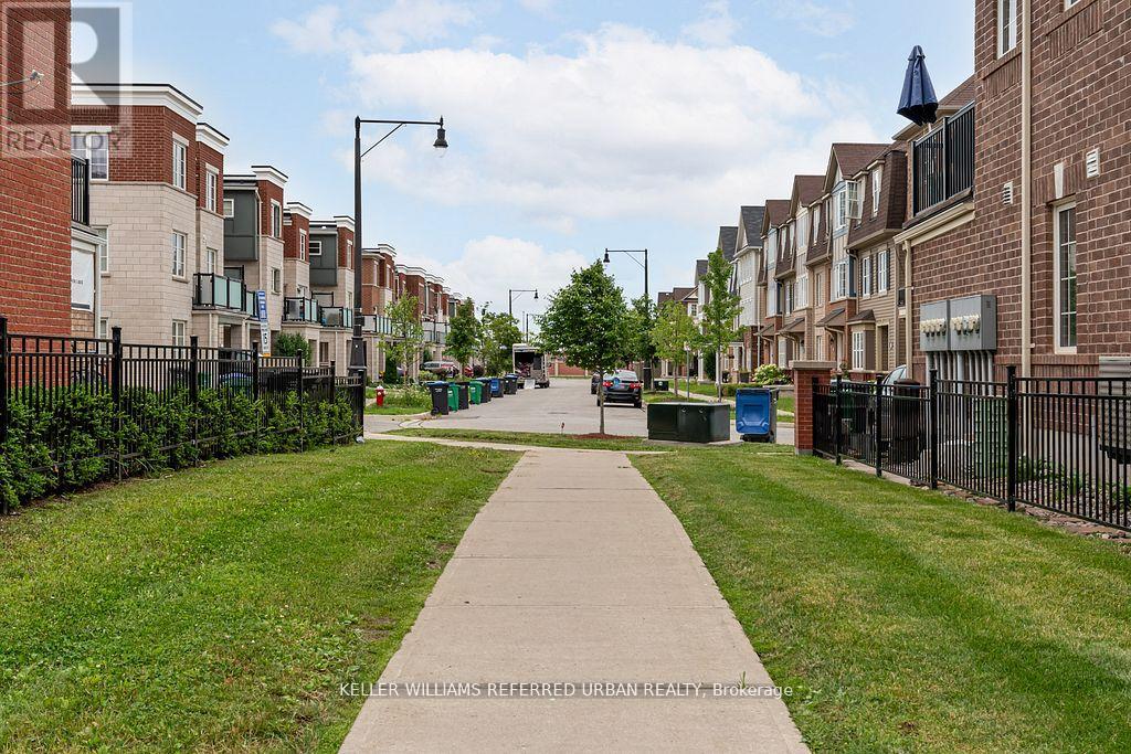 2 - 44 Baycliffe Crescent, Brampton, Ontario  L7A 3Y7 - Photo 27 - W12183644