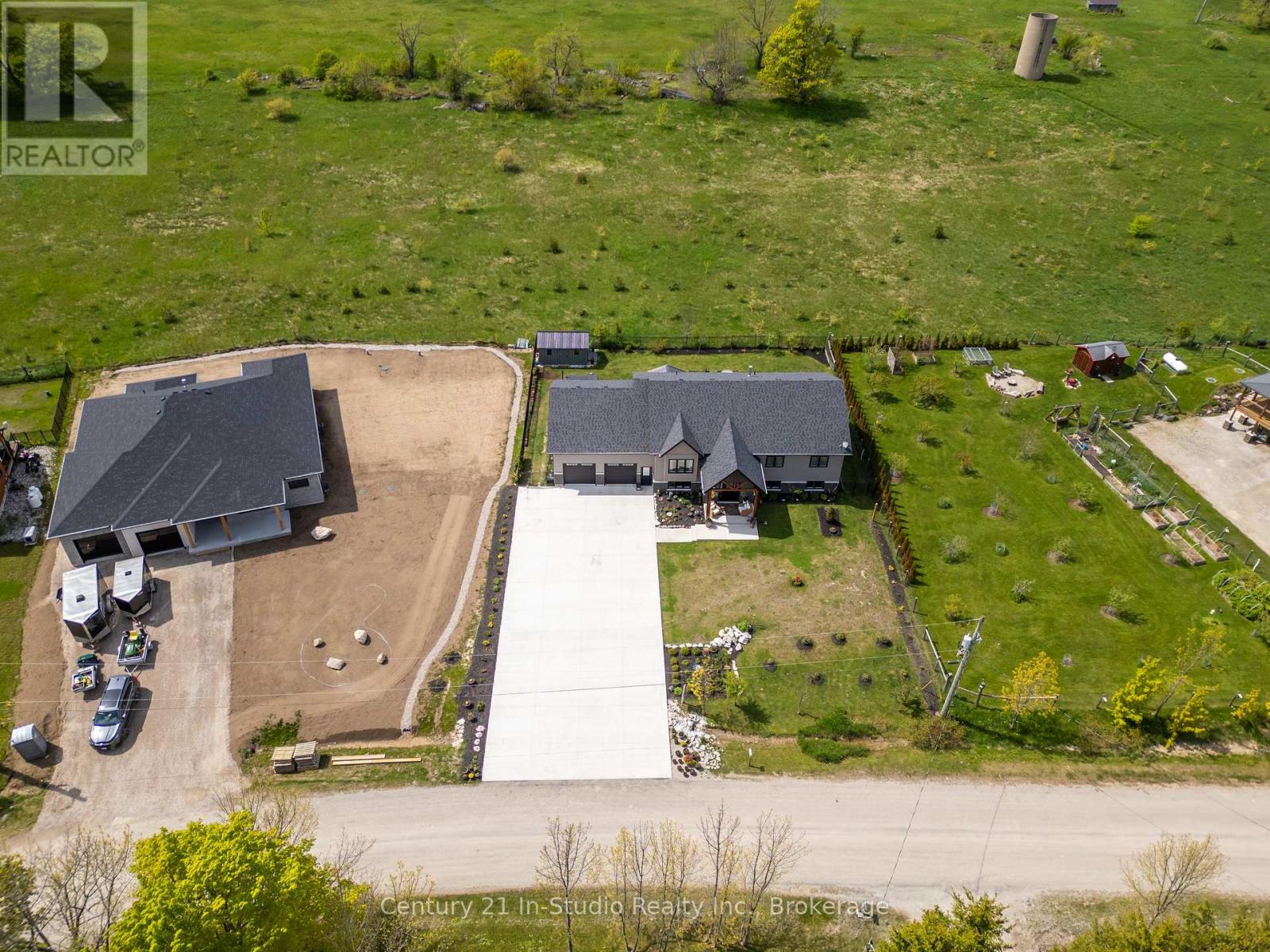 73 Everett Road, South Bruce Peninsula, Ontario N0H 2T0 - Photo 48 - X12153203