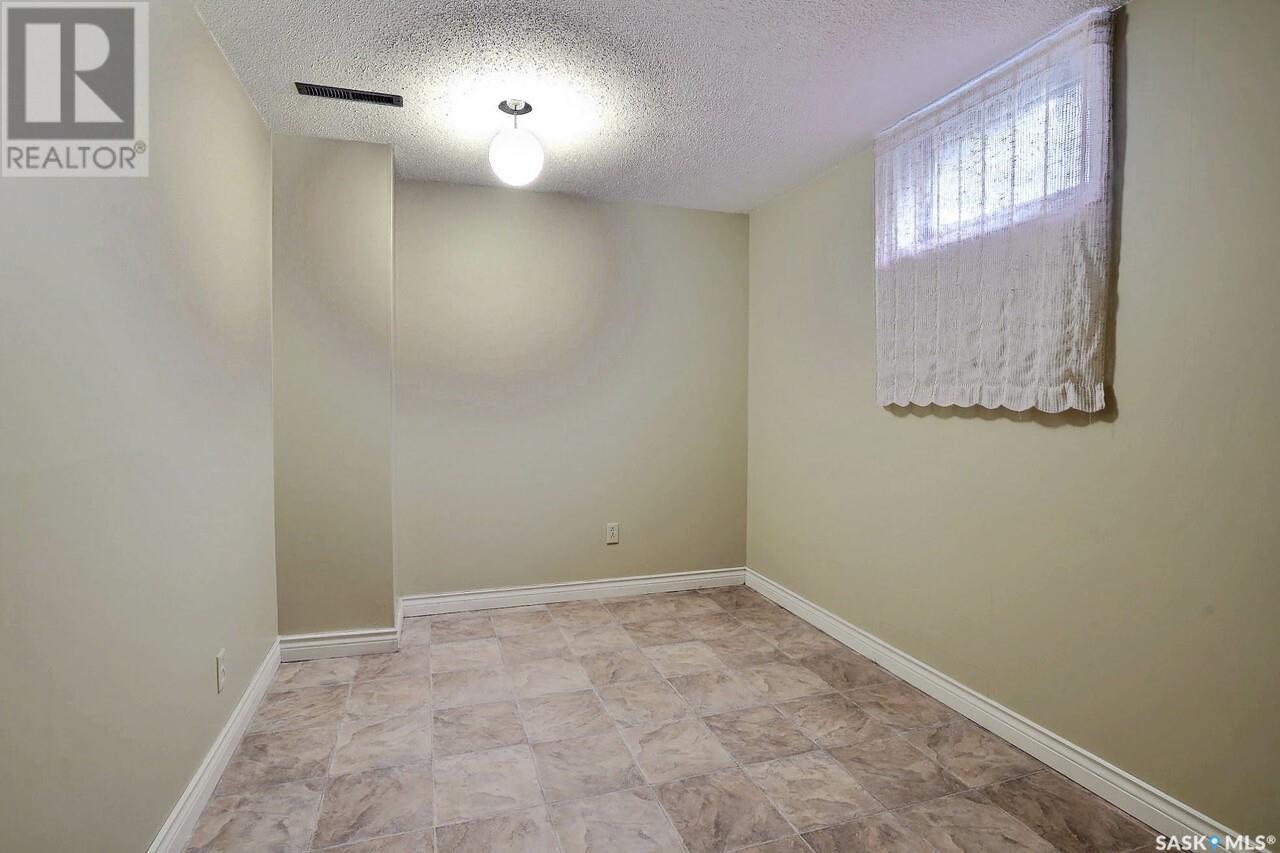 26 Millar Crescent, Regina, Saskatchewan  S4S 1N2 - Photo 30 - SK007620