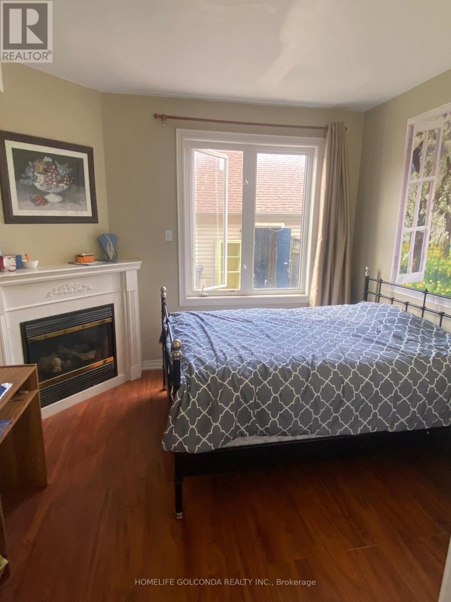 15 Haynes Avenue, Toronto, Ontario  M3J 3P8 - Photo 7 - W12078979