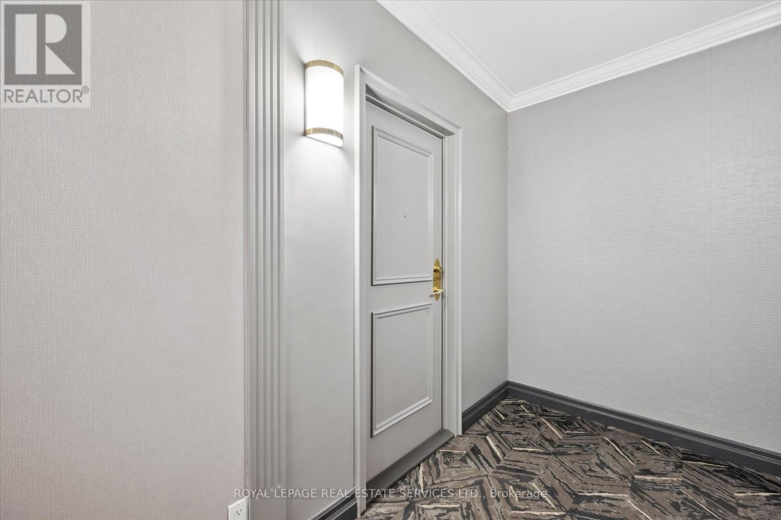 Lph1 - 40 Old Mill Road, Oakville, Ontario  L6J 7W2 - Photo 6 - W12182296