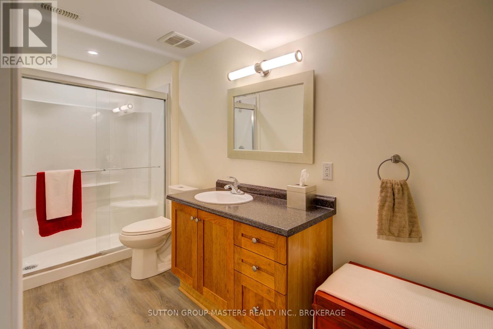 125 Country Club Drive, Loyalist (Bath), Ontario  K0H 1G0 - Photo 35 - X12183670