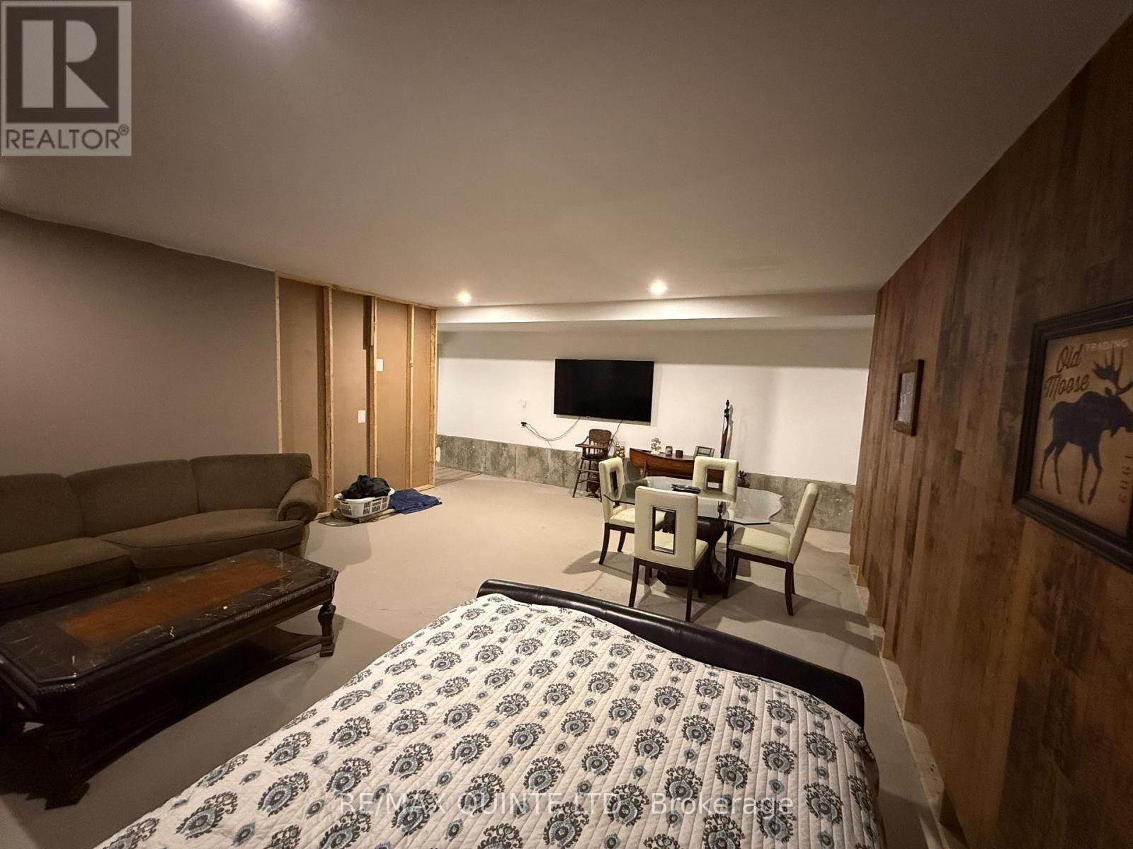 101 Putman Industrial Road, Belleville, Ontario  K8N 4Z6 - Photo 18 - X12183758