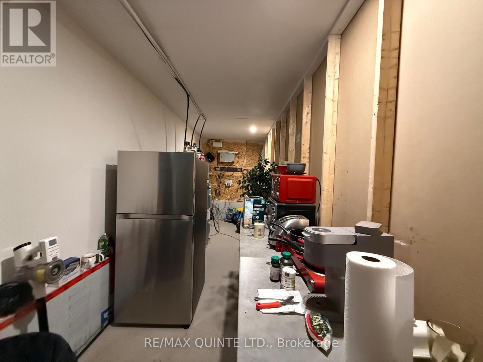 101 Putman Industrial Road, Belleville, Ontario  K8N 4Z6 - Photo 19 - X12183758