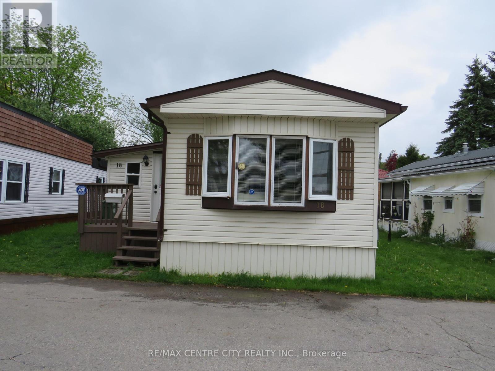 18 - 2189 Dundas Street E