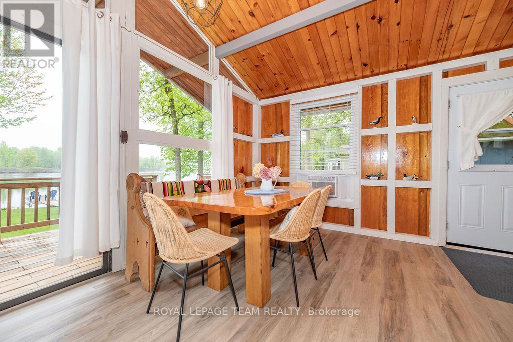 52 Big Island Trail, Whitewater Region, Ontario  K0J 1V0 - Photo 11 - X12183668