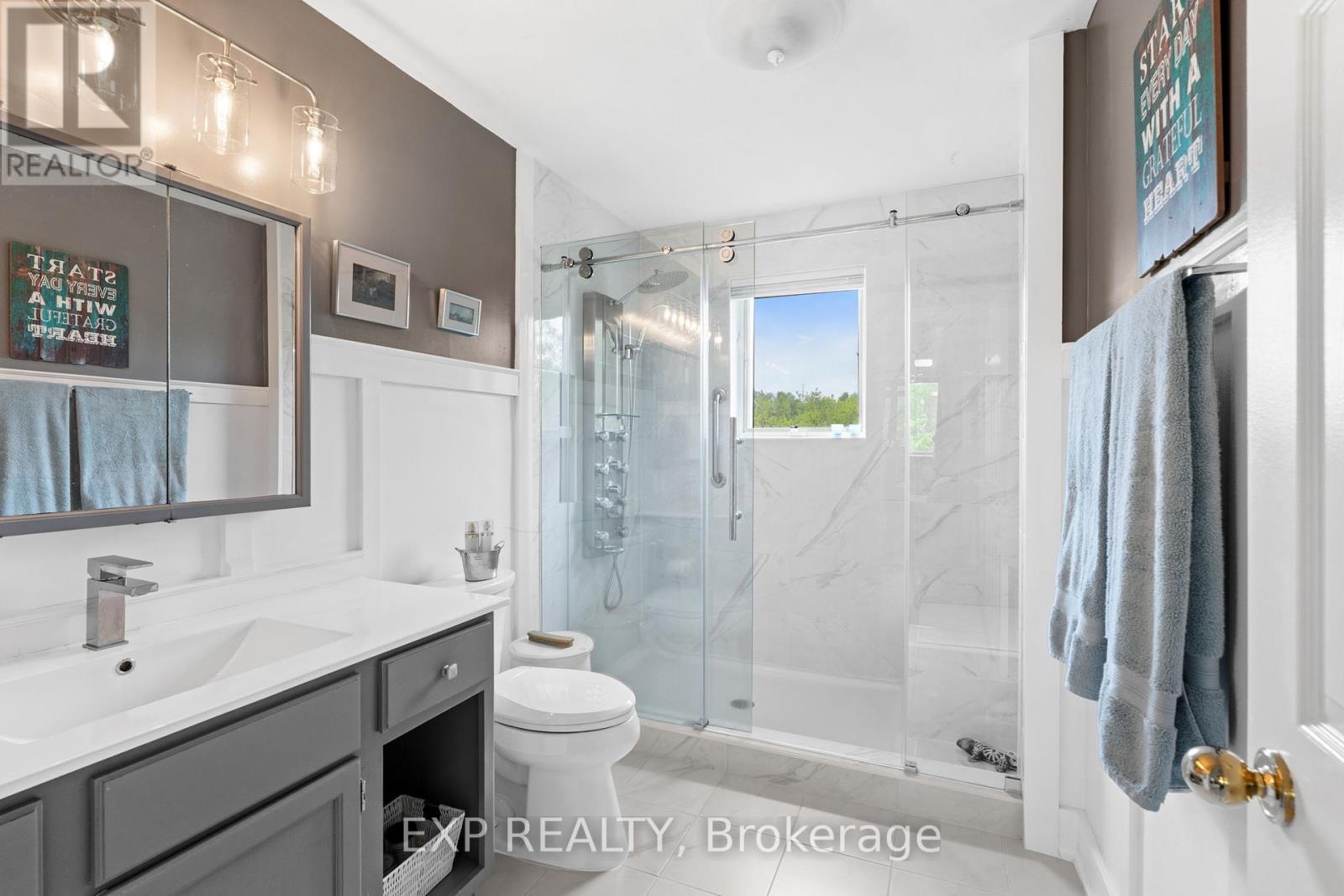 4 Barry Burn Court, Ottawa, Ontario  K2R 1C5 - Photo 24 - X12183694