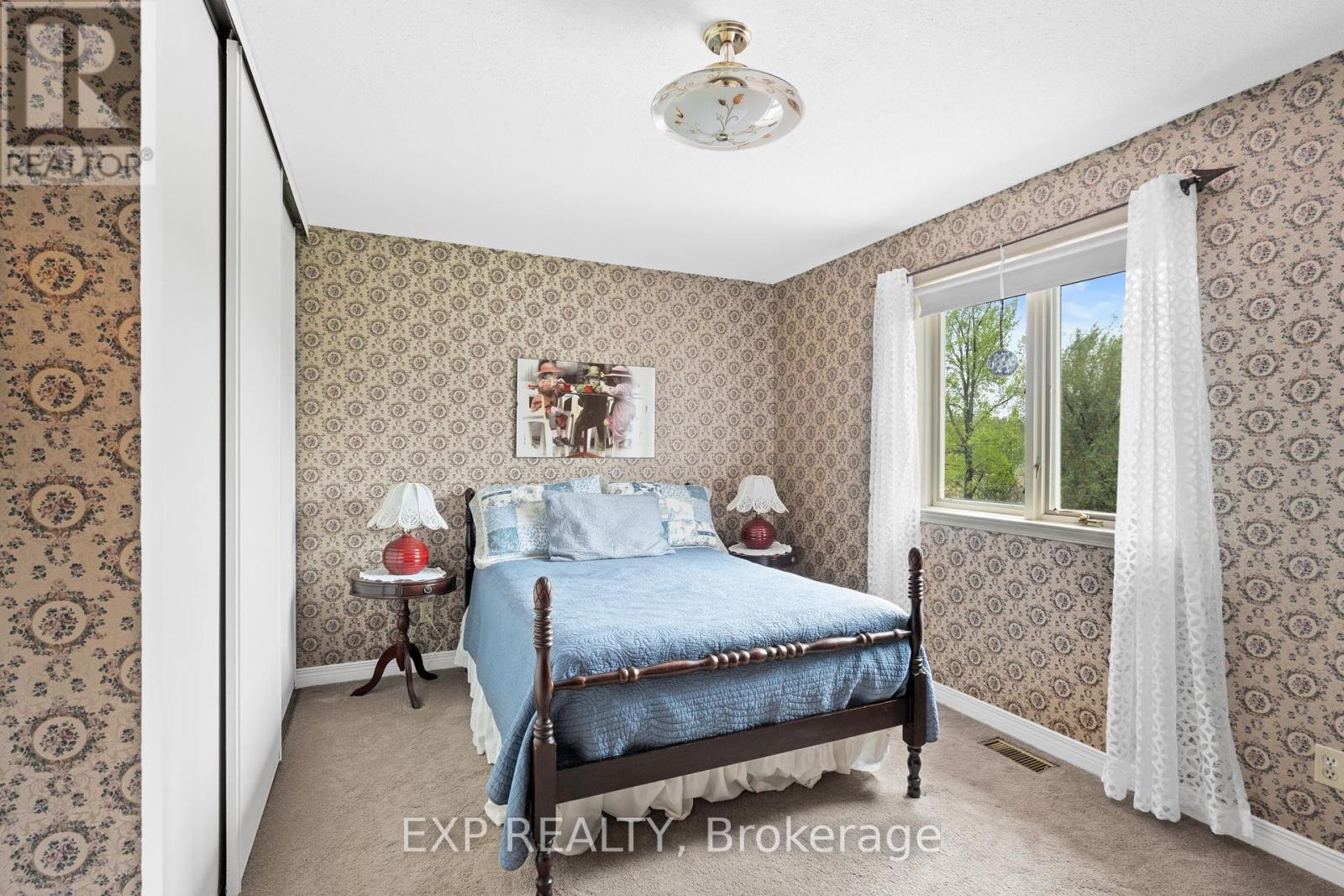 4 Barry Burn Court, Ottawa, Ontario  K2R 1C5 - Photo 27 - X12183694