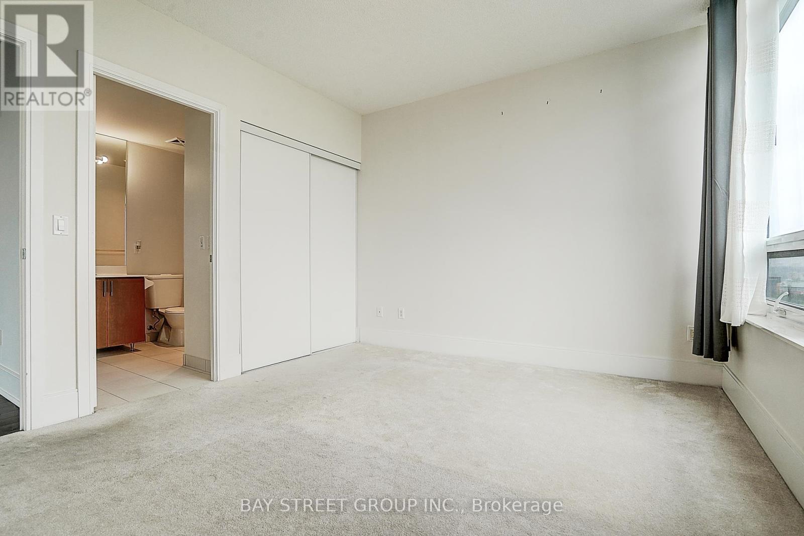 1802 - 181 Wynford Drive, Toronto, Ontario  M3C 0C6 - Photo 12 - C12171843