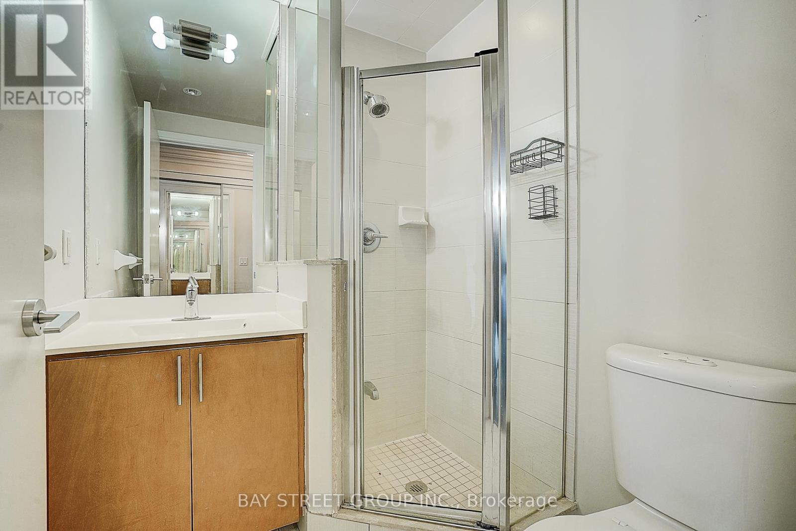 1802 - 181 Wynford Drive, Toronto, Ontario  M3C 0C6 - Photo 16 - C12171843
