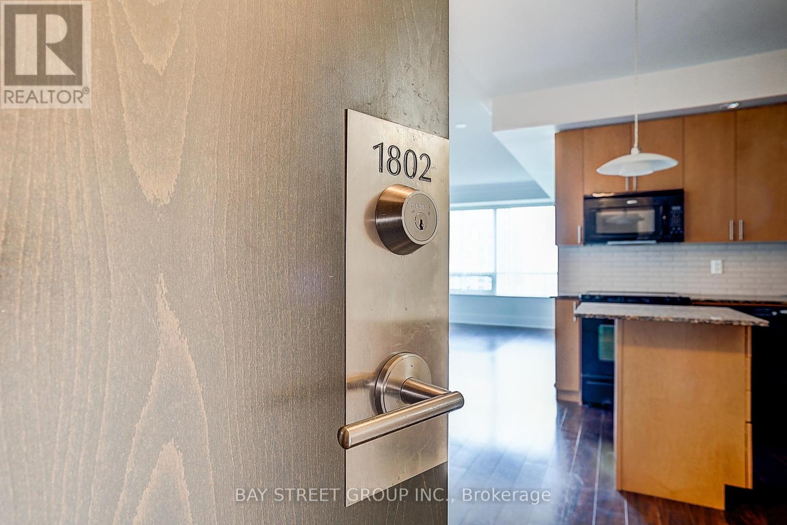 1802 - 181 Wynford Drive, Toronto, Ontario  M3C 0C6 - Photo 2 - C12171843