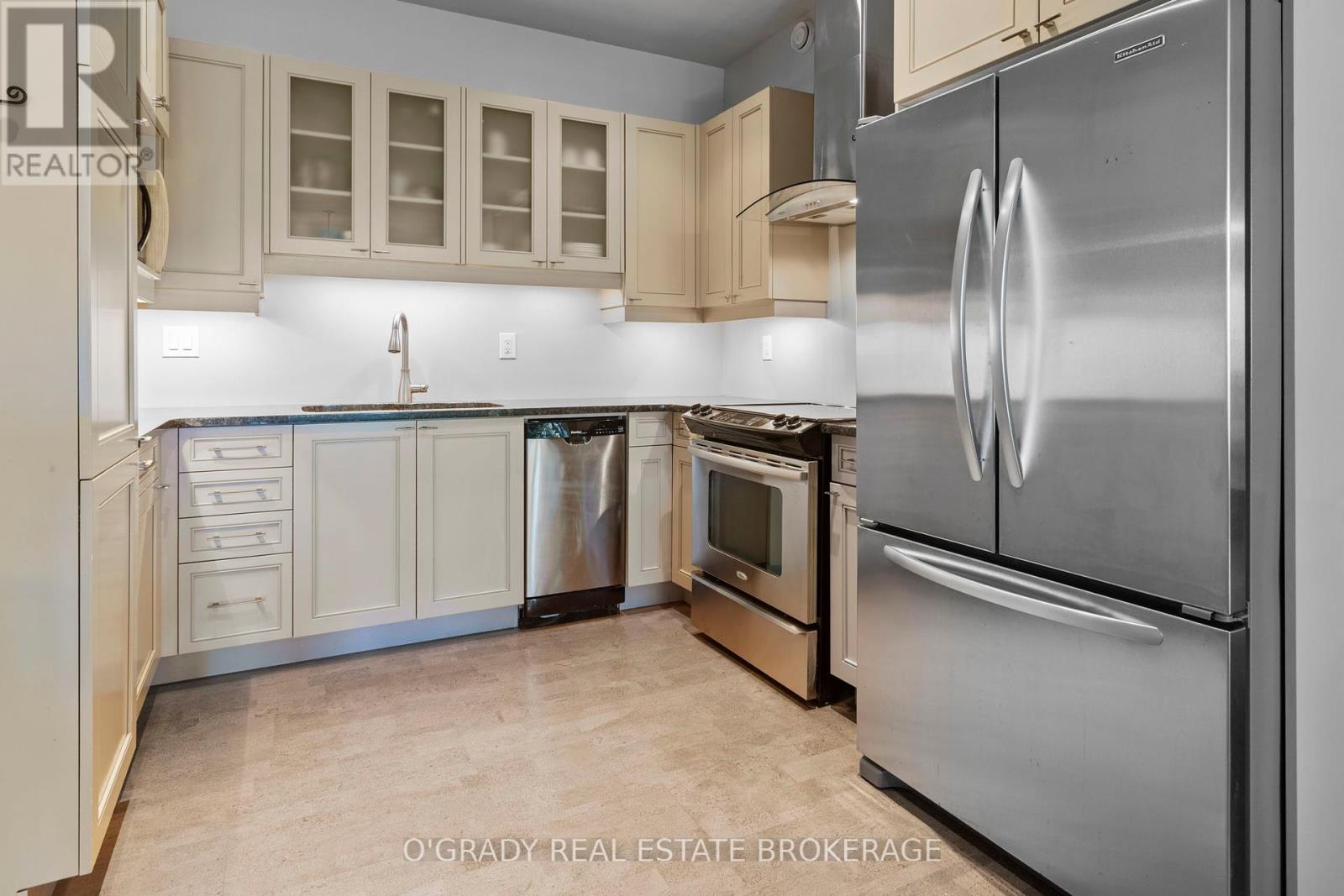 35a Centre Street, Brockville, Ontario  K6V 5S6 - Photo 19 - X12183681