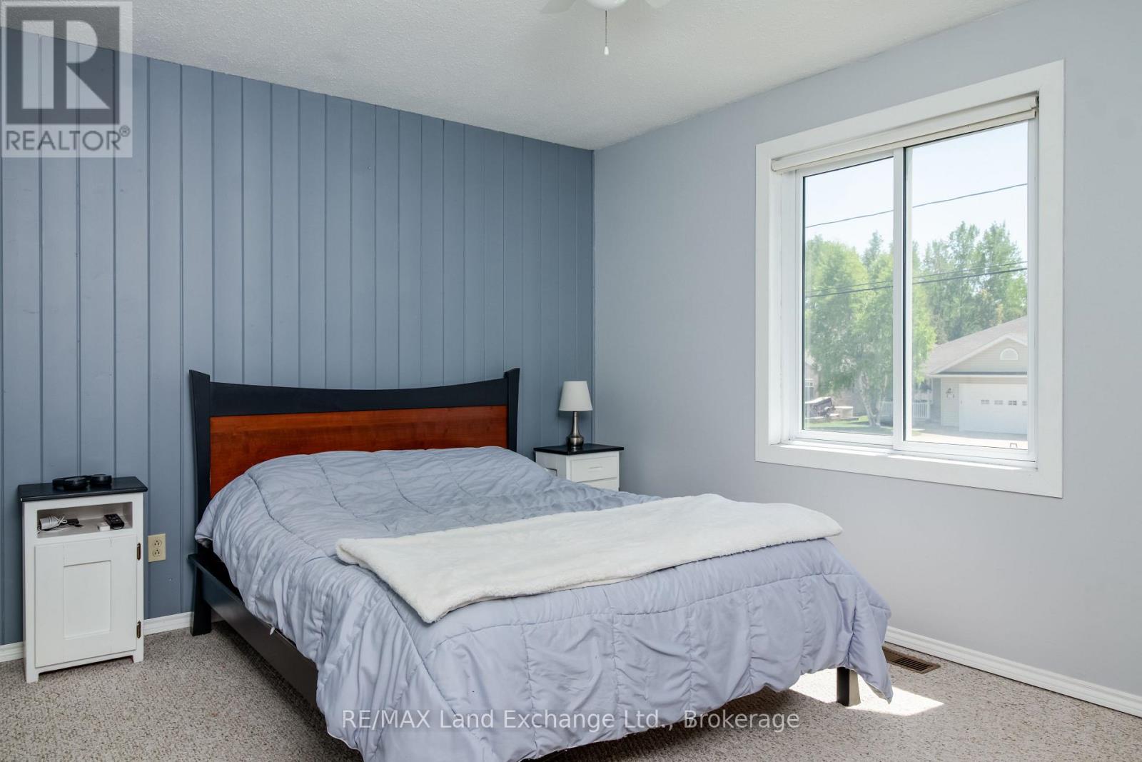 334 Peel Street, Saugeen Shores, Ontario  N0H 2L0 - Photo 16 - X12183662