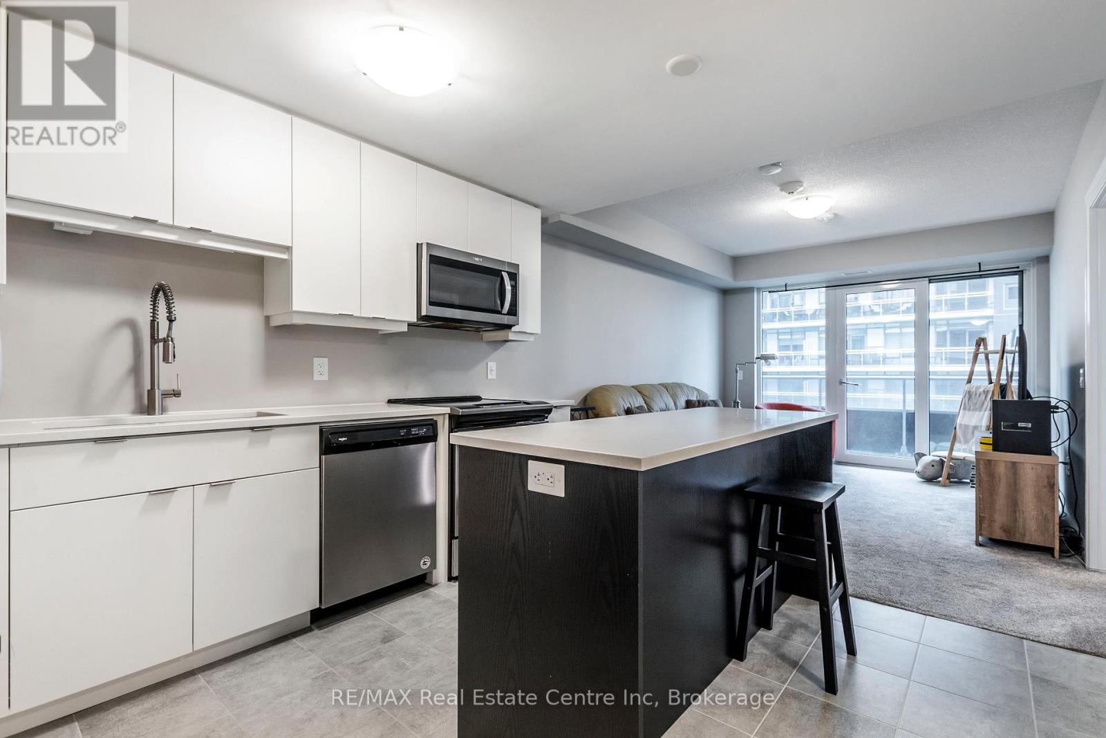 614 - 73 Arthur Street S, Guelph, Ontario  N1E 0P5 - Photo 4 - X12183676