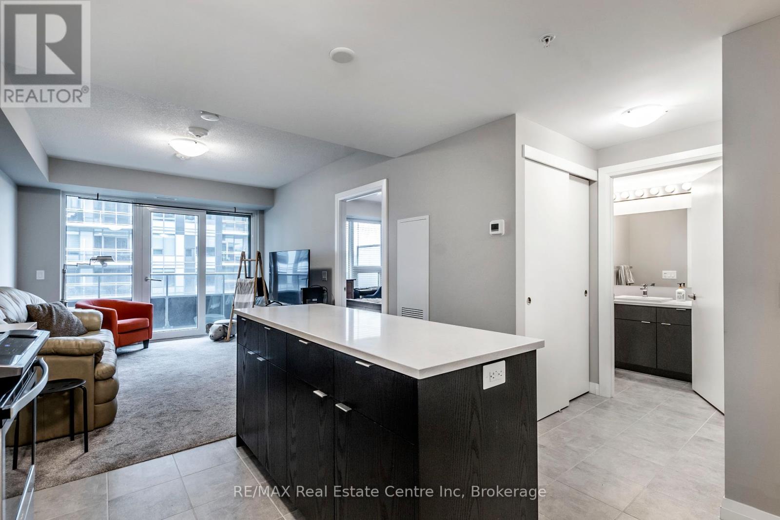 614 - 73 Arthur Street S, Guelph, Ontario  N1E 0P5 - Photo 7 - X12183676