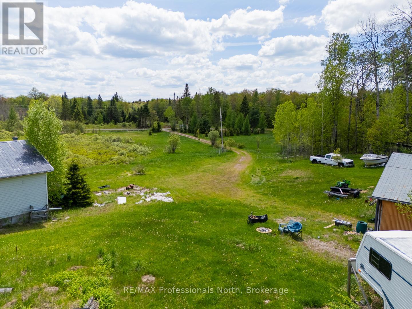 1468 Nelson Lake Road, Magnetawan, Ontario  P0A 1P0 - Photo 17 - X12183716