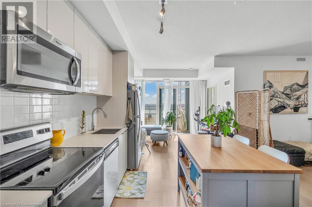 859 The Queensway Unit# 412, Toronto, Ontario  M8Z 1N8 - Photo 21 - 40735374
