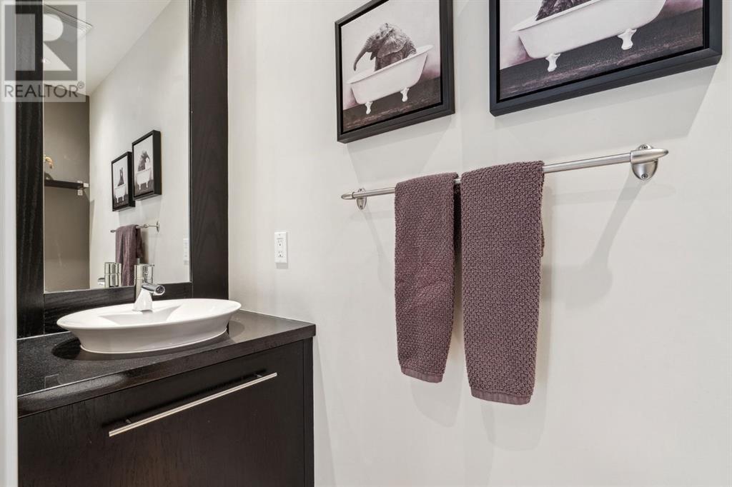 47 Patterson Drive Sw, Calgary, Alberta  T3H 2B8 - Photo 17 - A2219710