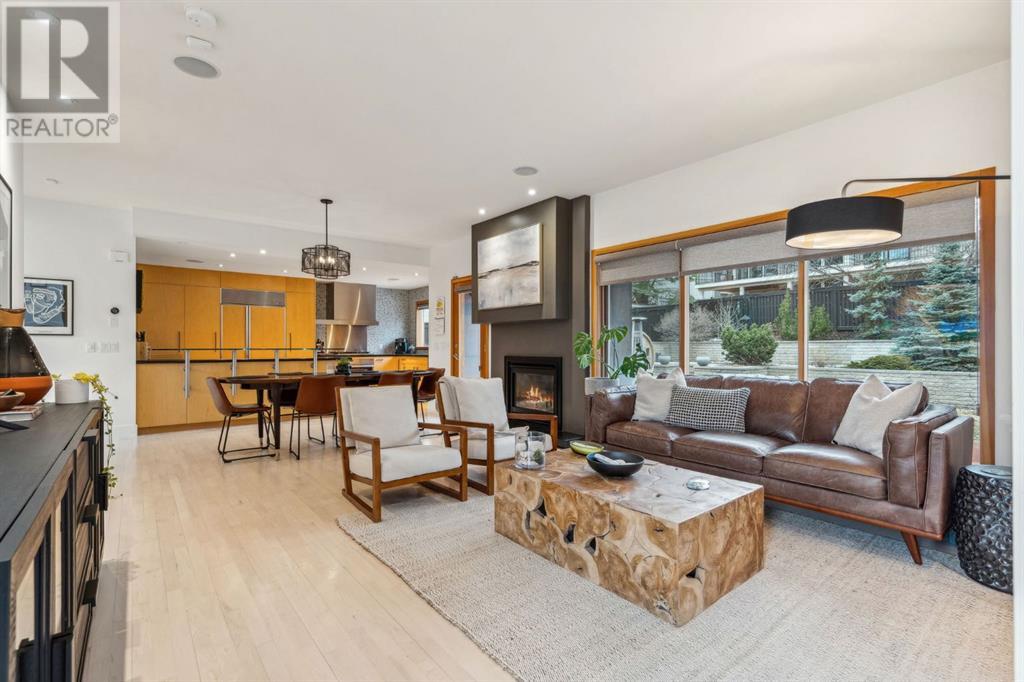 Property at 47 Patterson Drive SW image 4