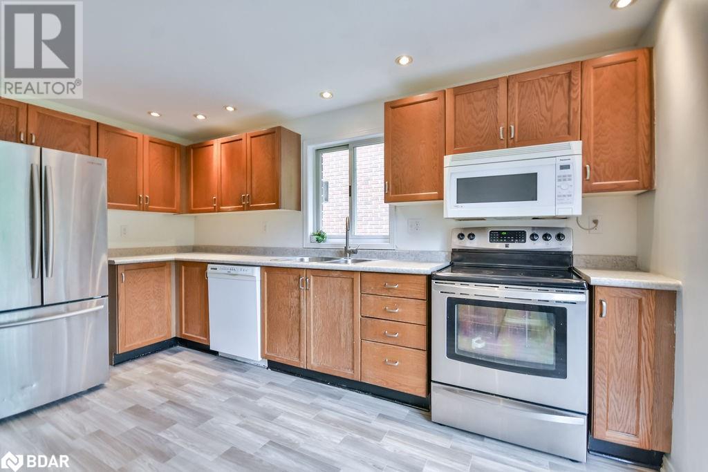 57 Irwin Drive, Barrie, Ontario  L4N 7A7 - Photo 10 - 40732340