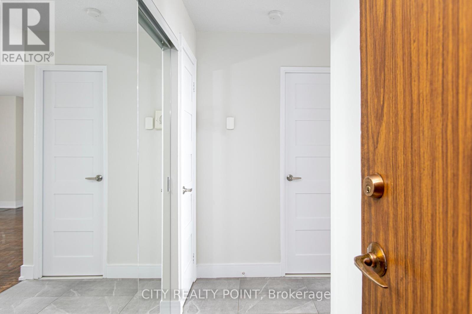 1207 - 33 Isabella Street, Toronto, Ontario  M4Y 2P7 - Photo 7 - C12183733