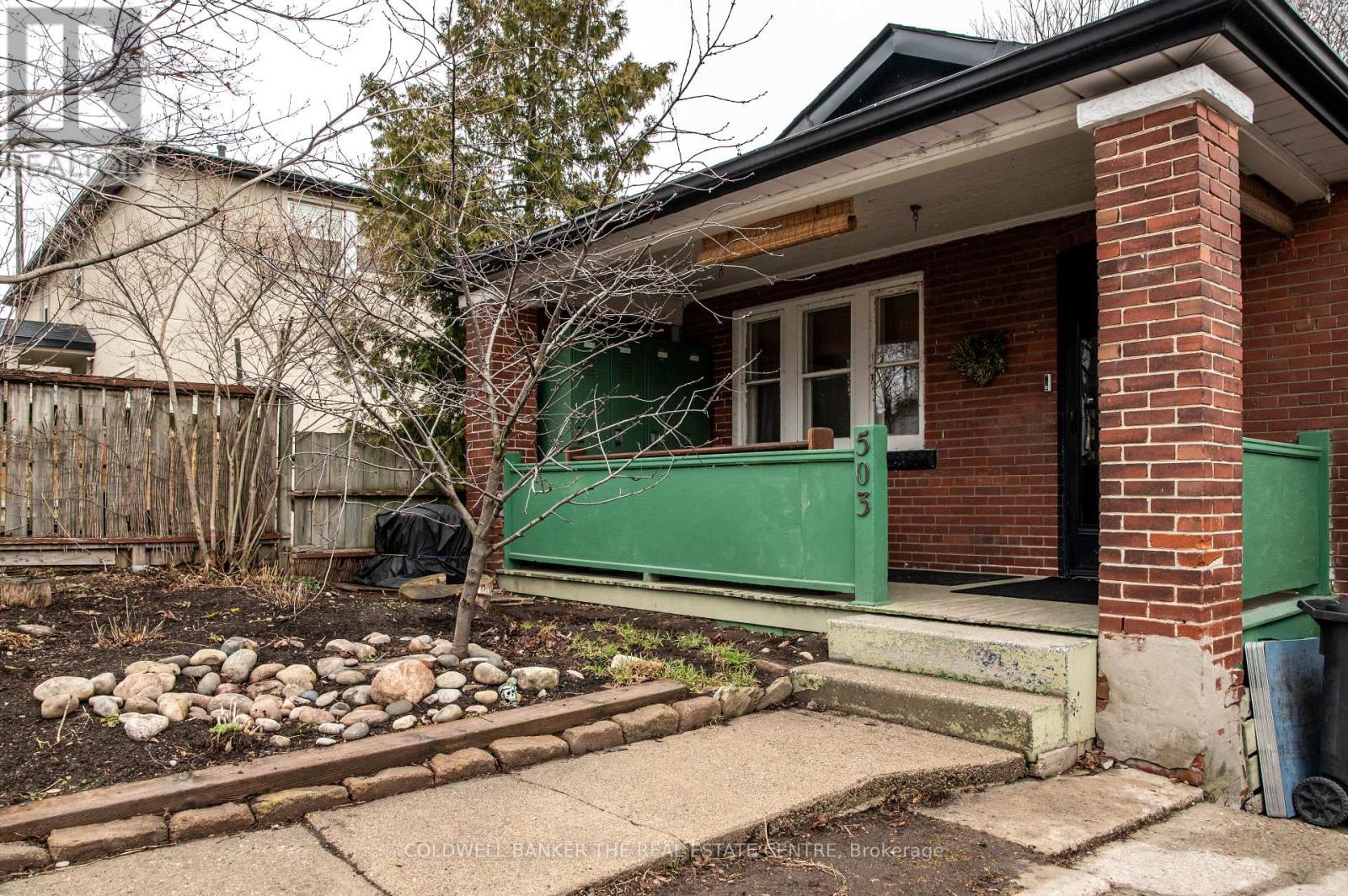 503 SCARBOROUGH ROAD, Toronto, Ontario