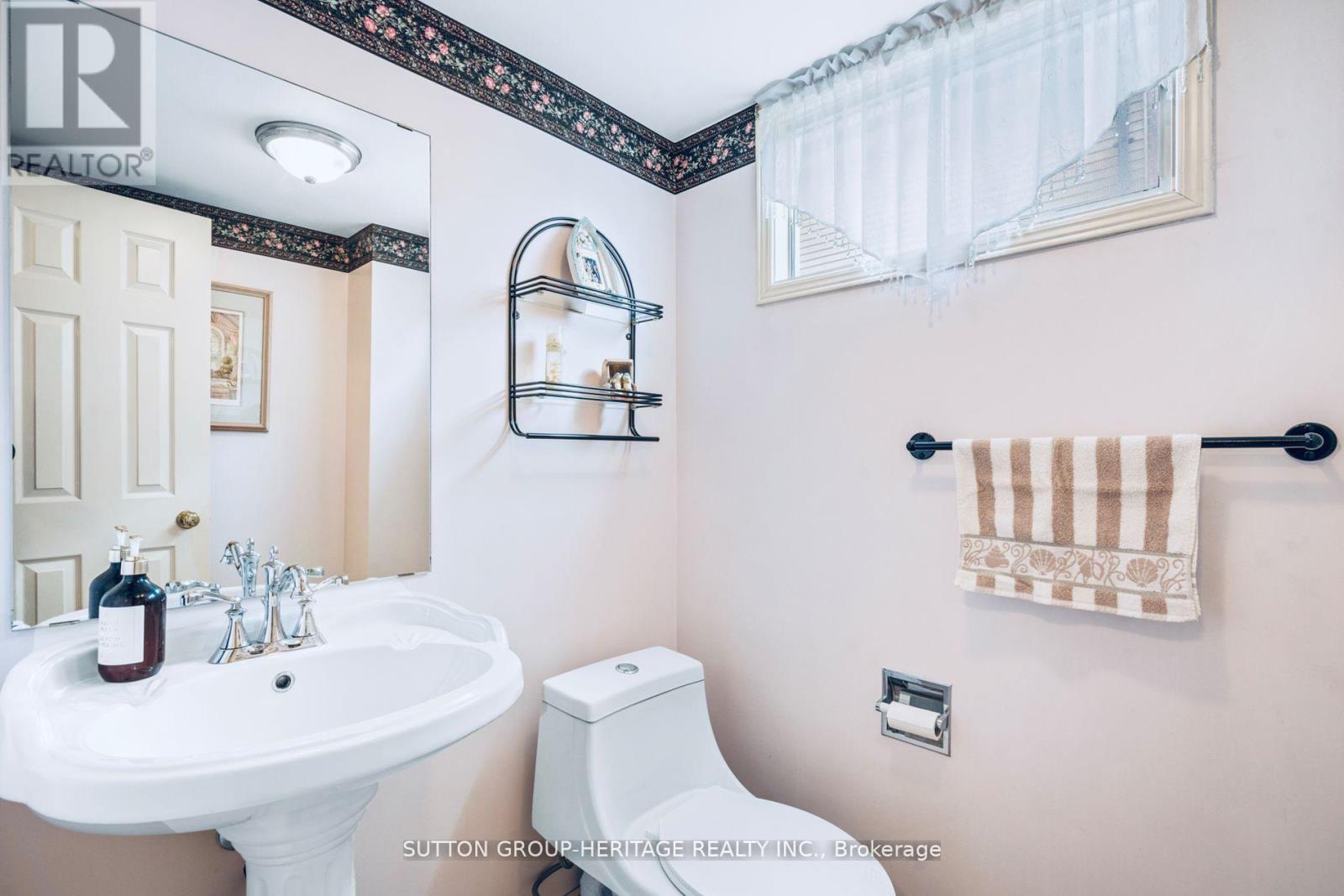 943 Gablehurst Crescent, Pickering, Ontario  L1V 5G6 - Photo 10 - E12183726