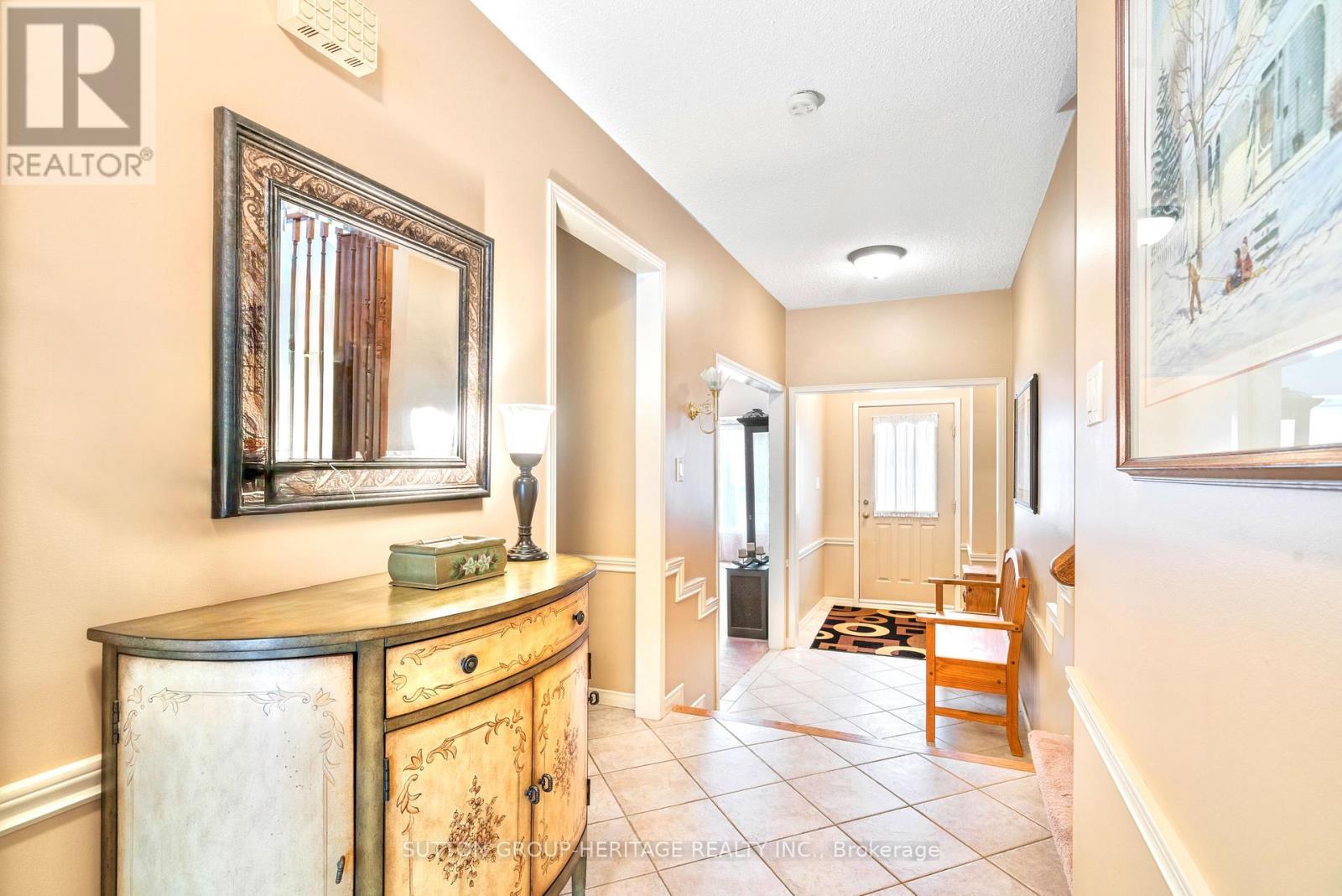 943 Gablehurst Crescent, Pickering, Ontario  L1V 5G6 - Photo 6 - E12183726