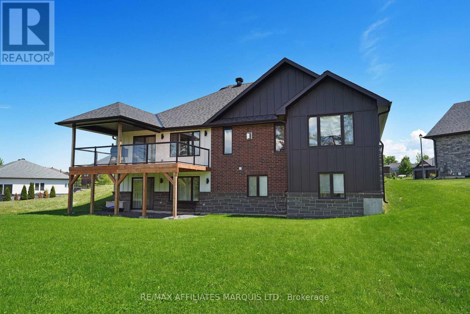 14 Matthew Kieran Crescent, South Stormont, Ontario  K0C 1P0 - Photo 39 - X12035092