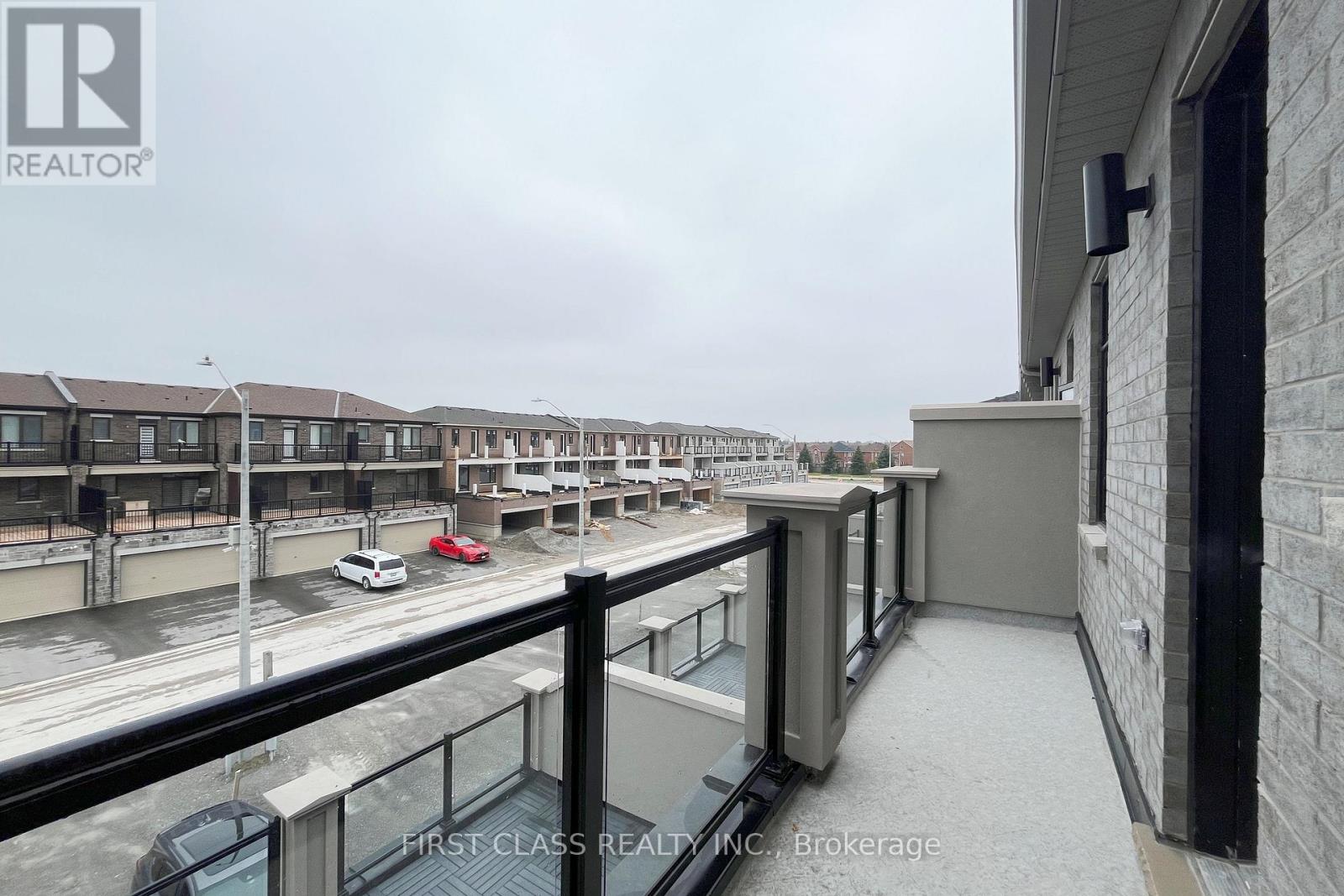 33 Mumbai Drive, Markham, Ontario  L3S 3K5 - Photo 15 - N12183722