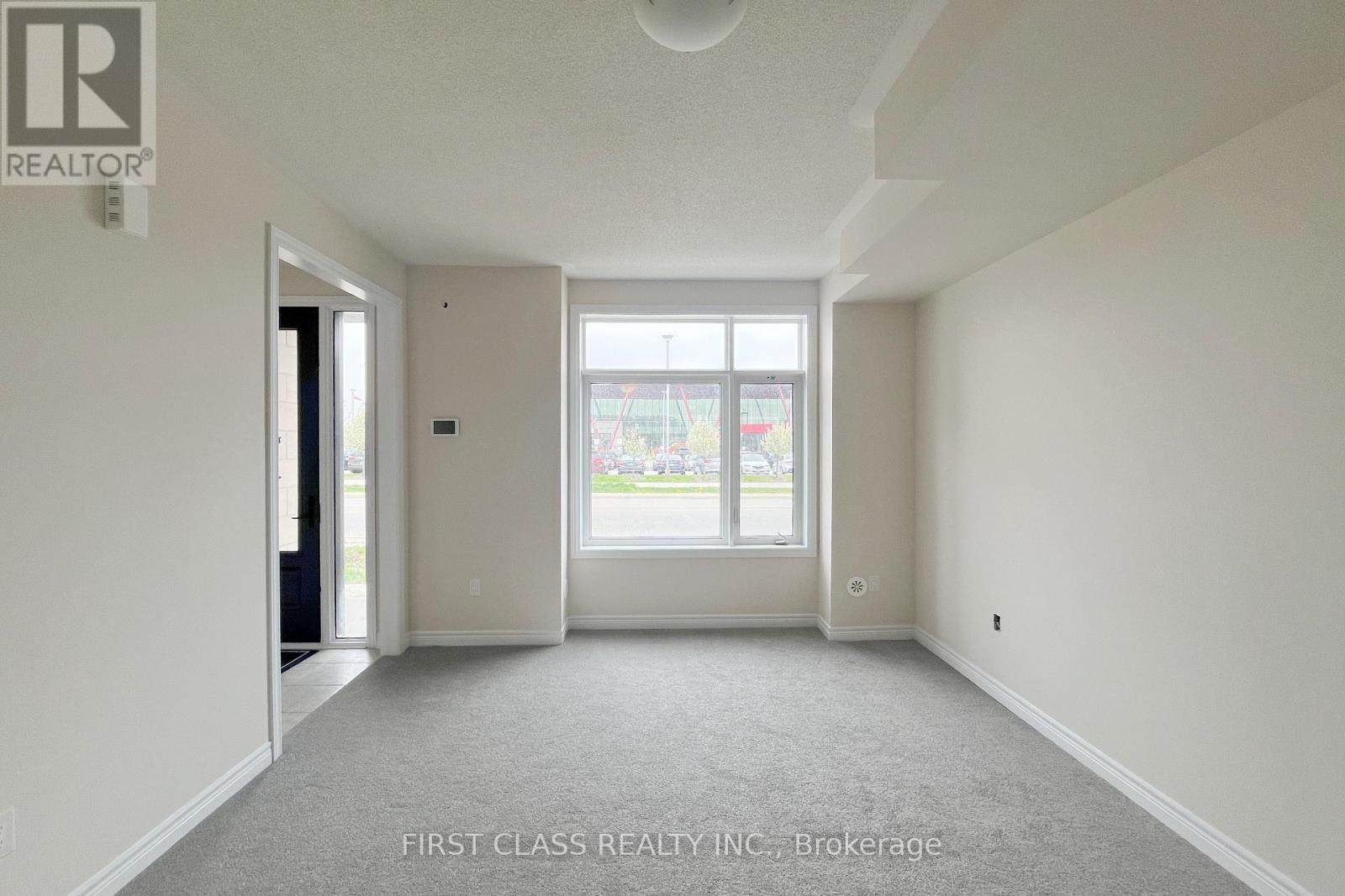 33 Mumbai Drive, Markham, Ontario  L3S 3K5 - Photo 3 - N12183722