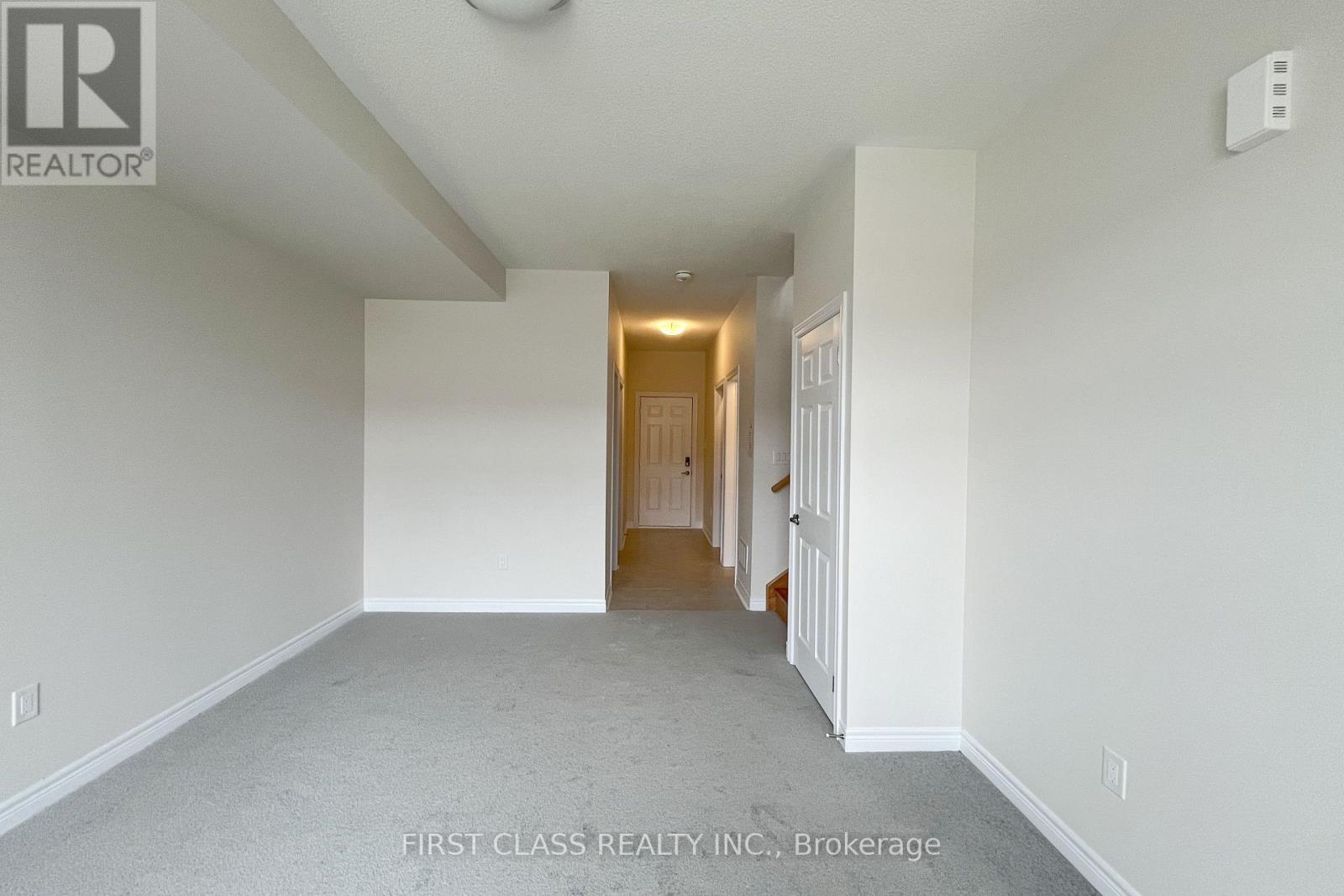 33 Mumbai Drive, Markham, Ontario  L3S 3K5 - Photo 4 - N12183722