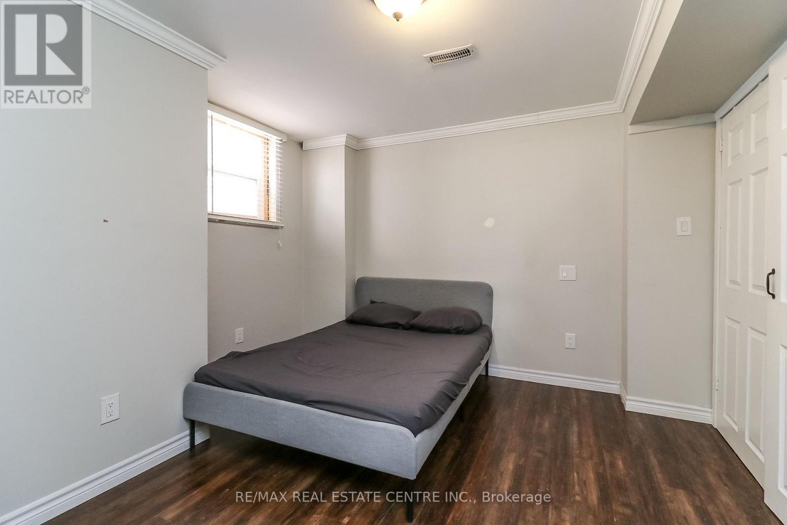 22 Meadowlark Road, Barrie, Ontario  L4M 6C8 - Photo 25 - S12182276