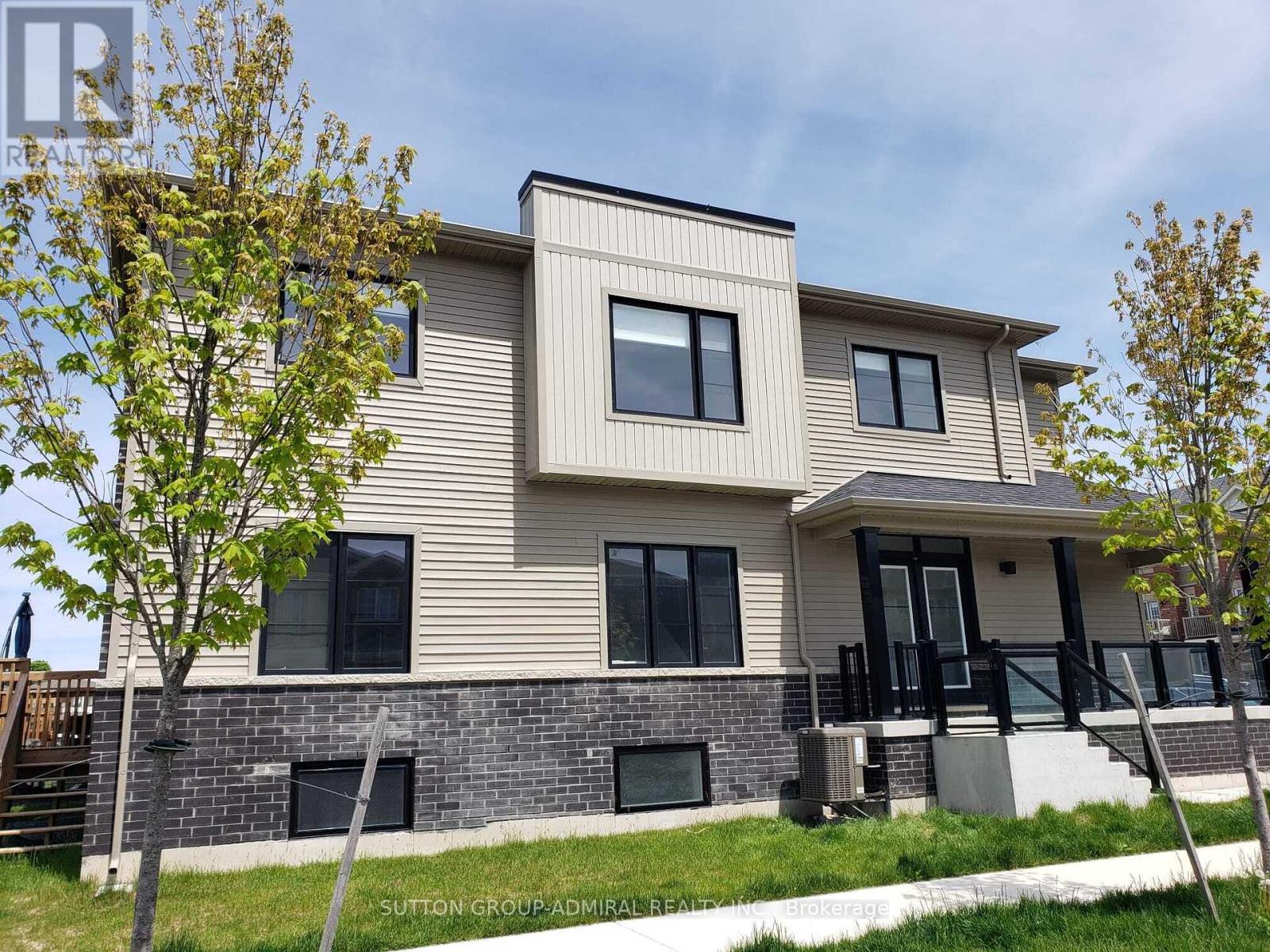 66 HARVEST CRESCENT, barrie, Ontario