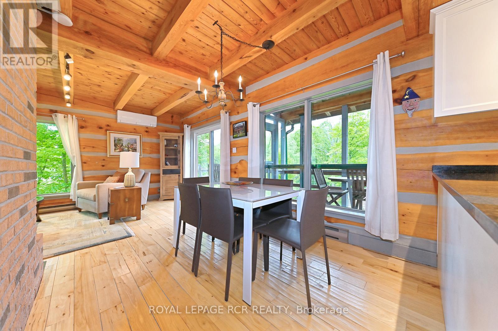8391 County 9 Road, Clearview, Ontario  L0M 1G0 - Photo 11 - S12183714