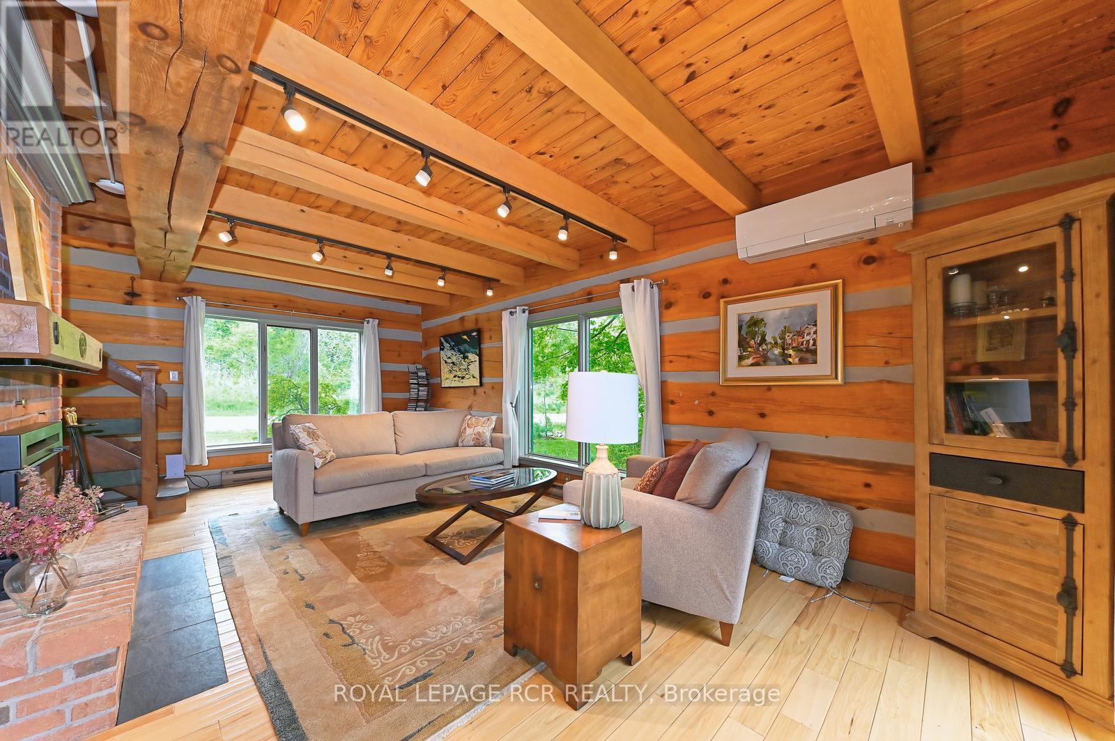 8391 County 9 Road, Clearview, Ontario  L0M 1G0 - Photo 12 - S12183714