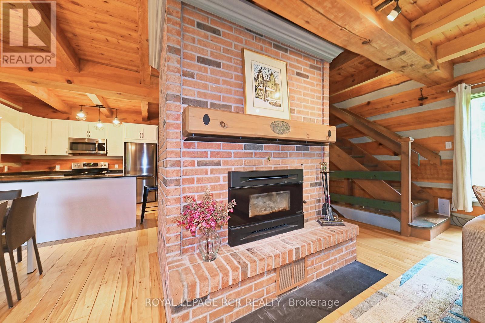 8391 County 9 Road, Clearview, Ontario  L0M 1G0 - Photo 13 - S12183714