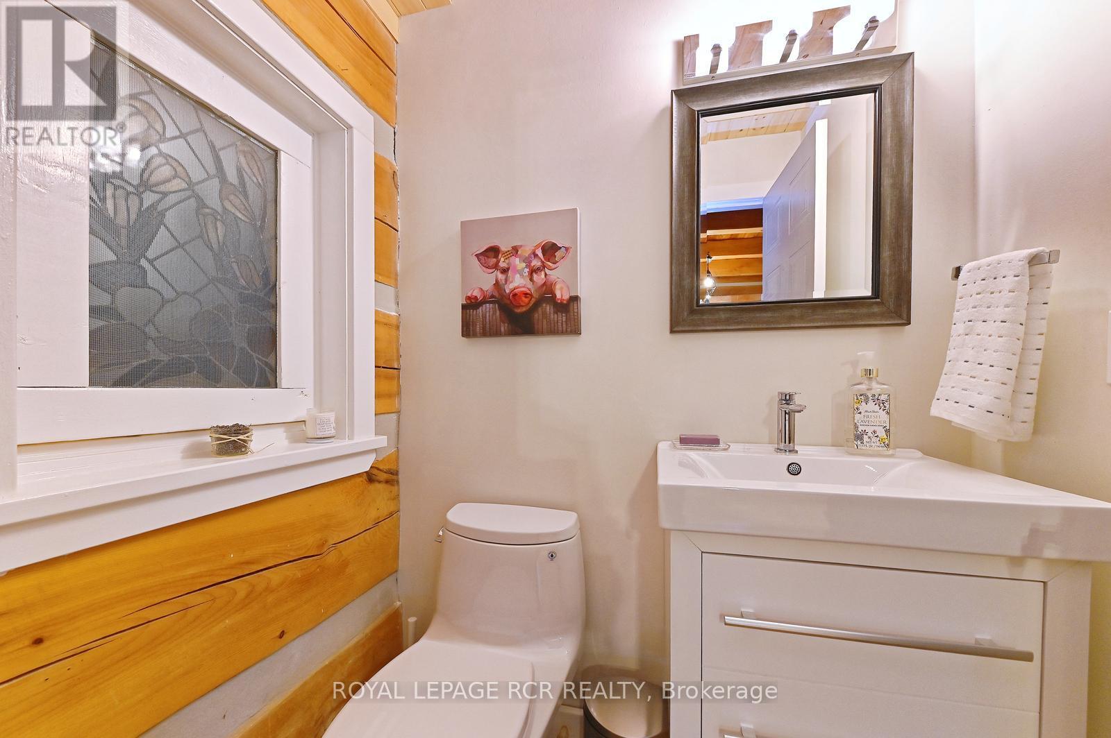 8391 County 9 Road, Clearview, Ontario  L0M 1G0 - Photo 8 - S12183714