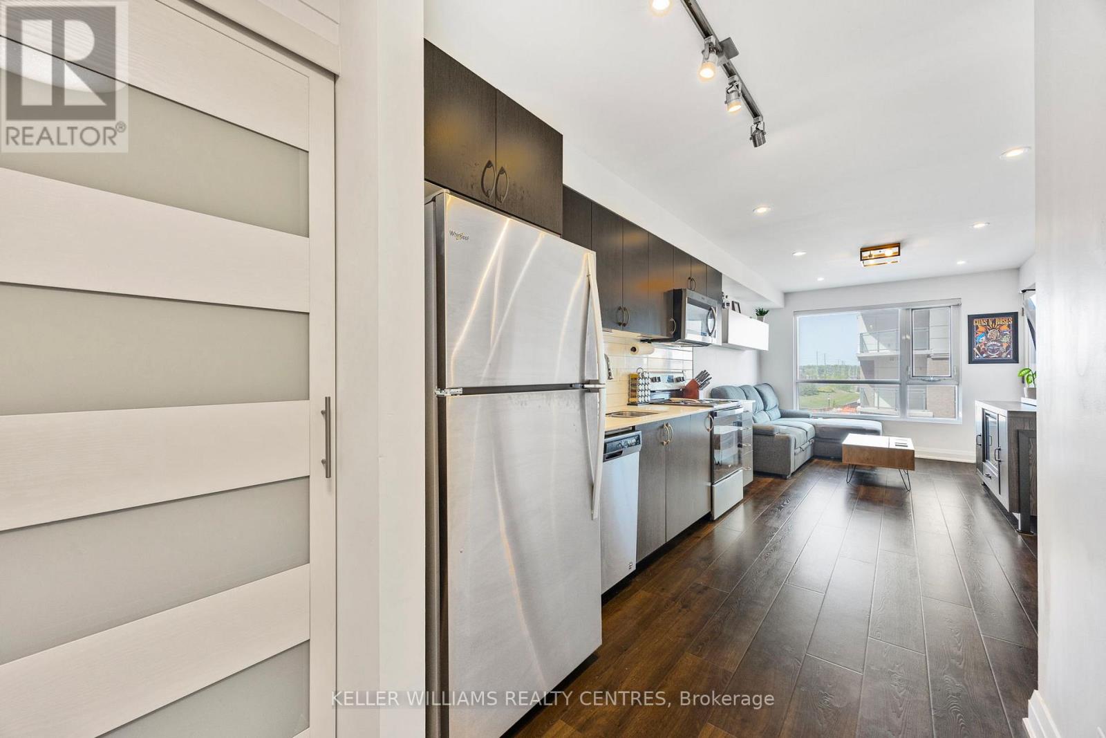 303 - 58 Lakeside Terrace, Barrie, Ontario  L4M 7B9 - Photo 5 - S12183719