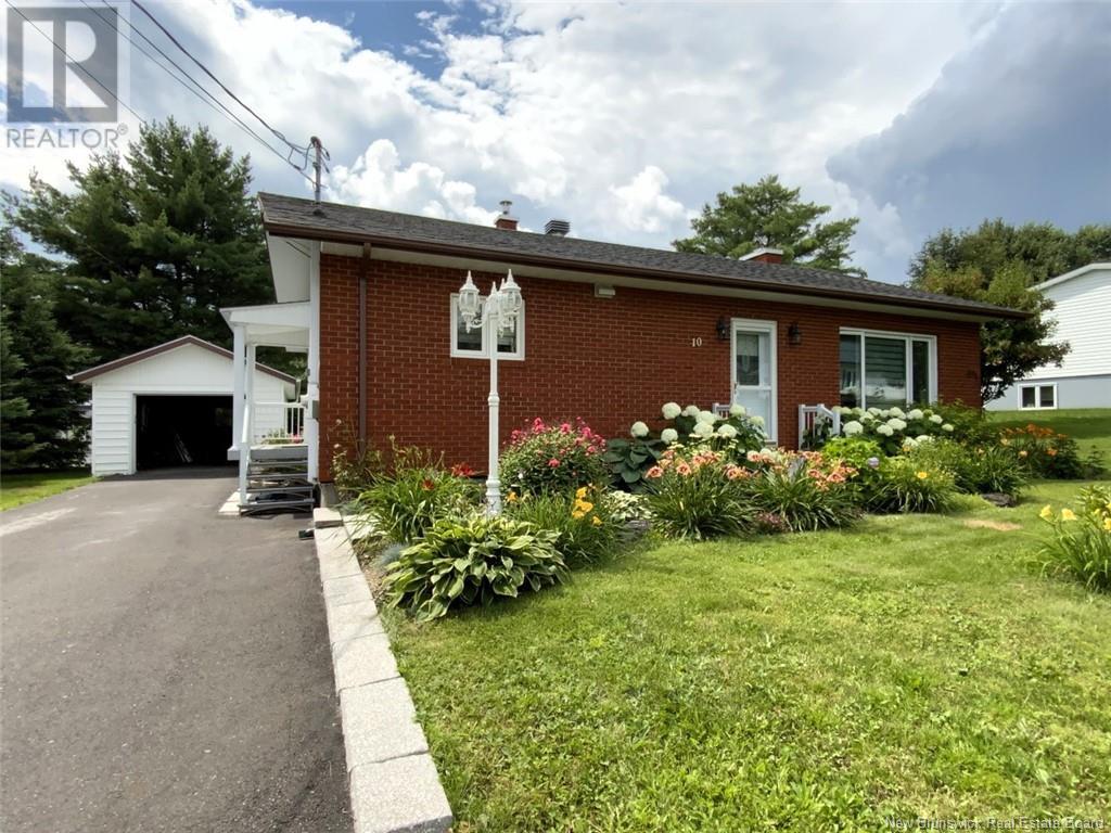 10 J.-Gaspard-Boucher Avenue, Edmundston, New Brunswick