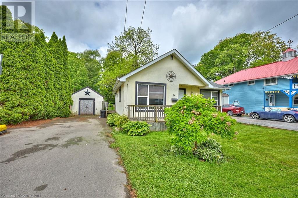 14 Betts Avenue, Grimsby, Ontario  L3M 2S8 - Photo 3 - 40735371