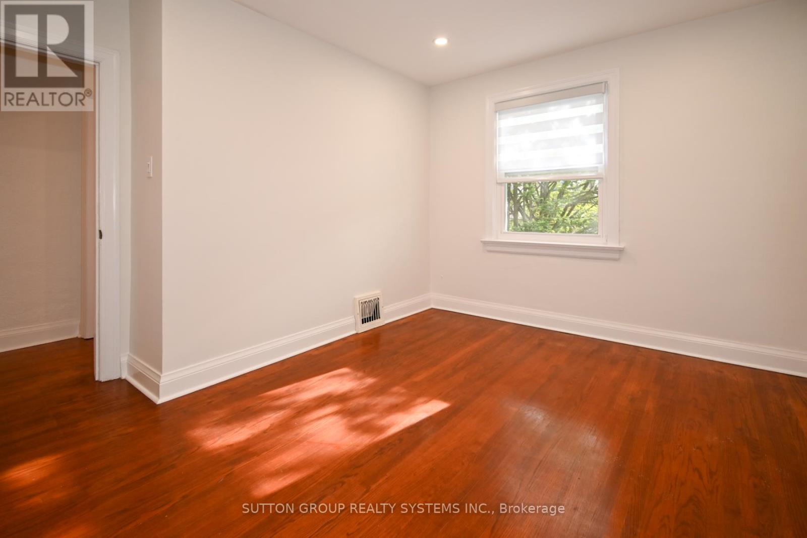 24 Runnymede Road, Toronto, Ontario  M6S 2Y2 - Photo 17 - W12183700