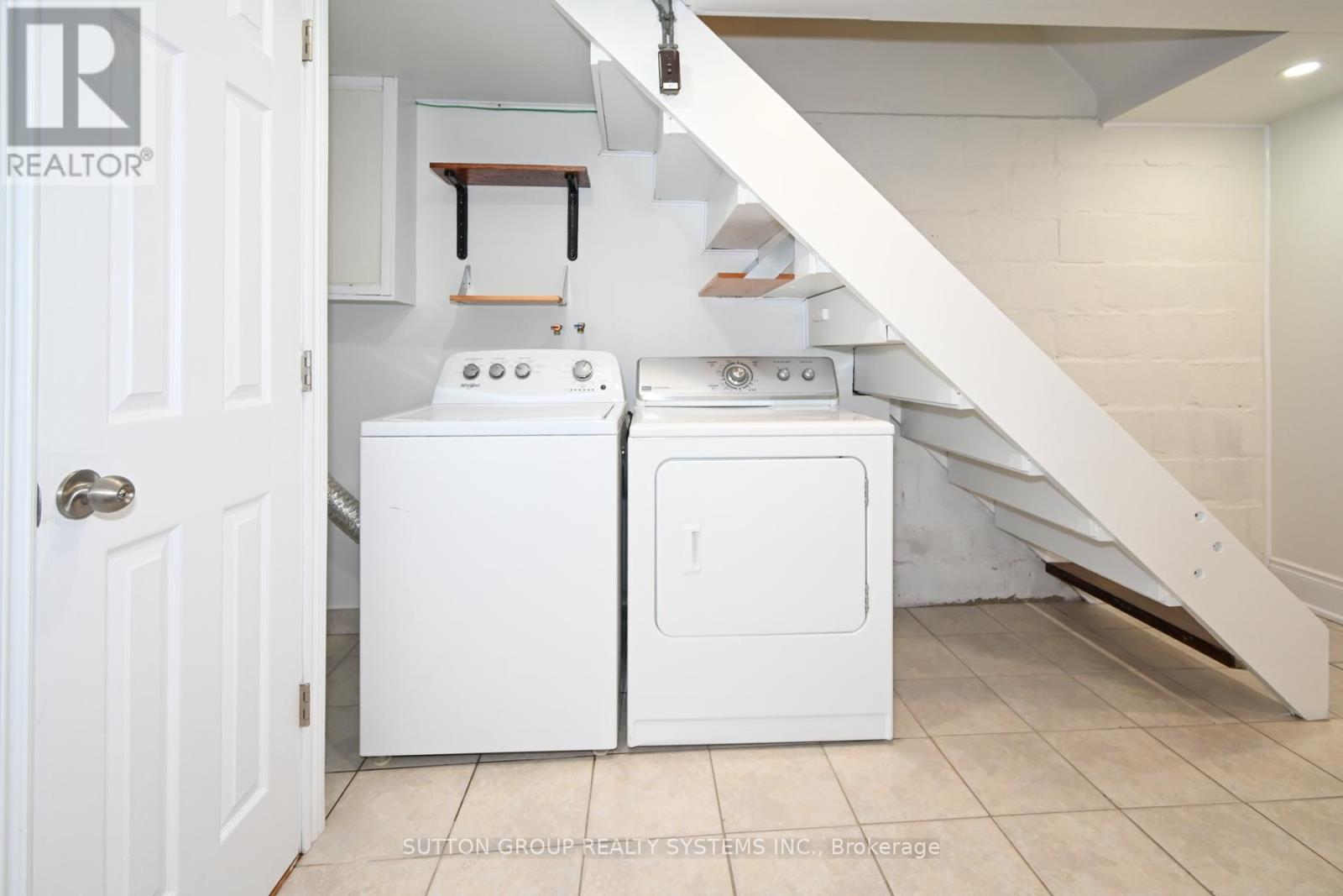 24 Runnymede Road, Toronto, Ontario  M6S 2Y2 - Photo 19 - W12183700