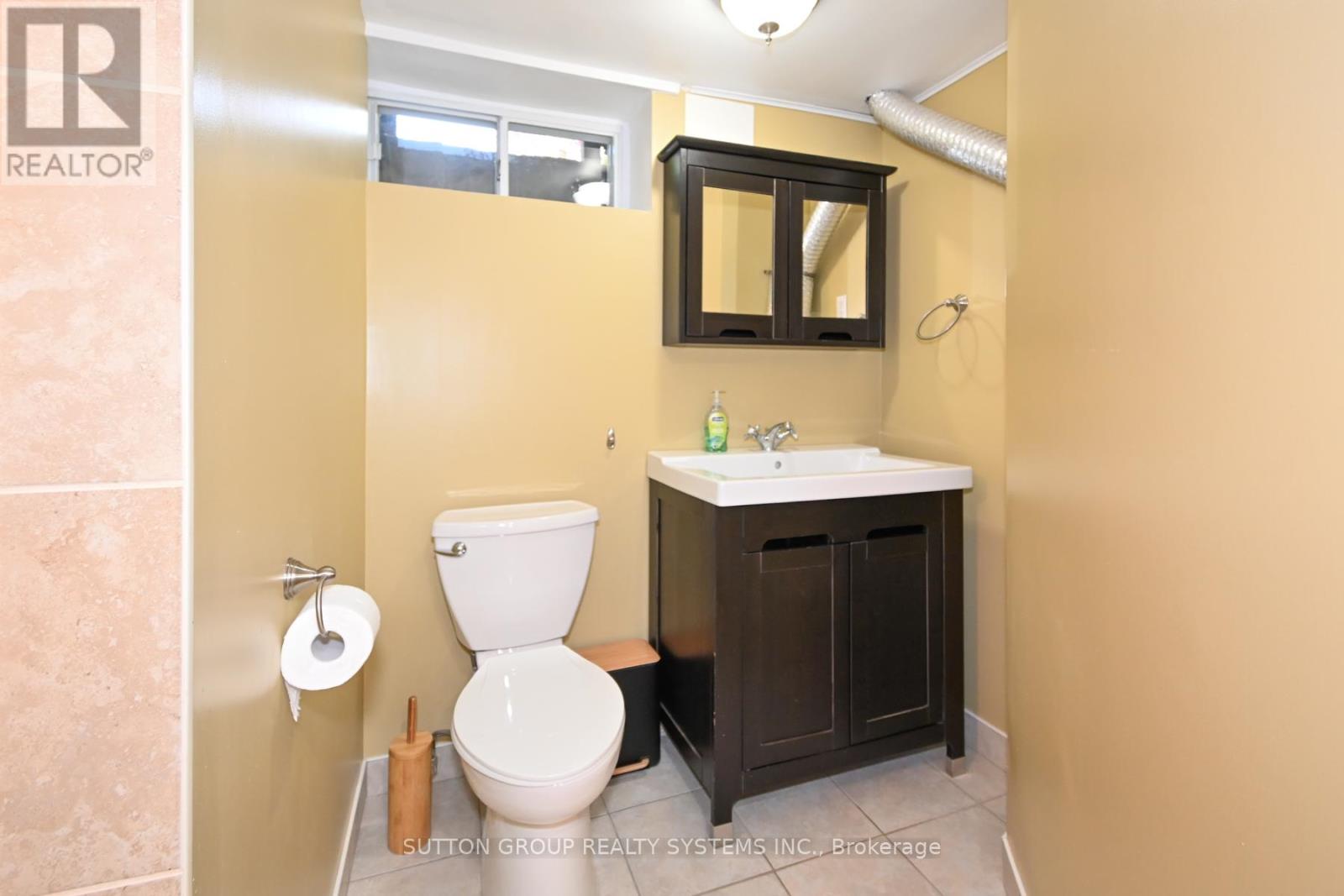 24 Runnymede Road, Toronto, Ontario  M6S 2Y2 - Photo 22 - W12183700
