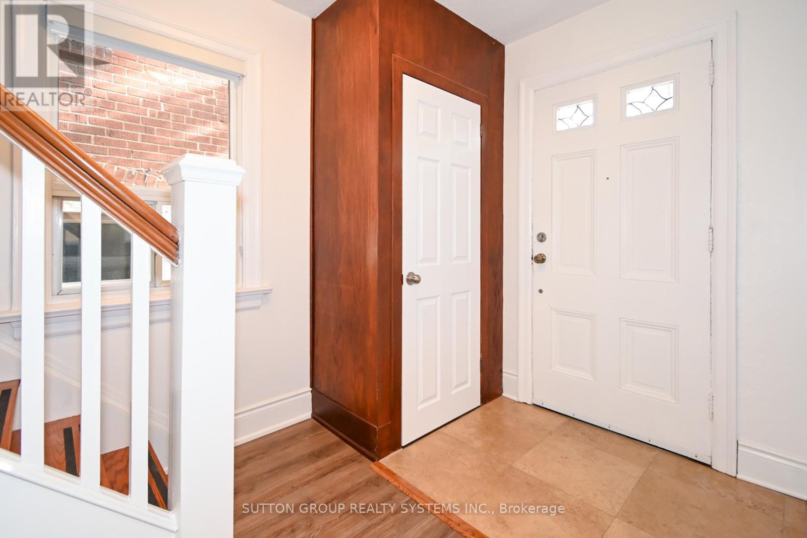 24 Runnymede Road, Toronto, Ontario  M6S 2Y2 - Photo 4 - W12183700