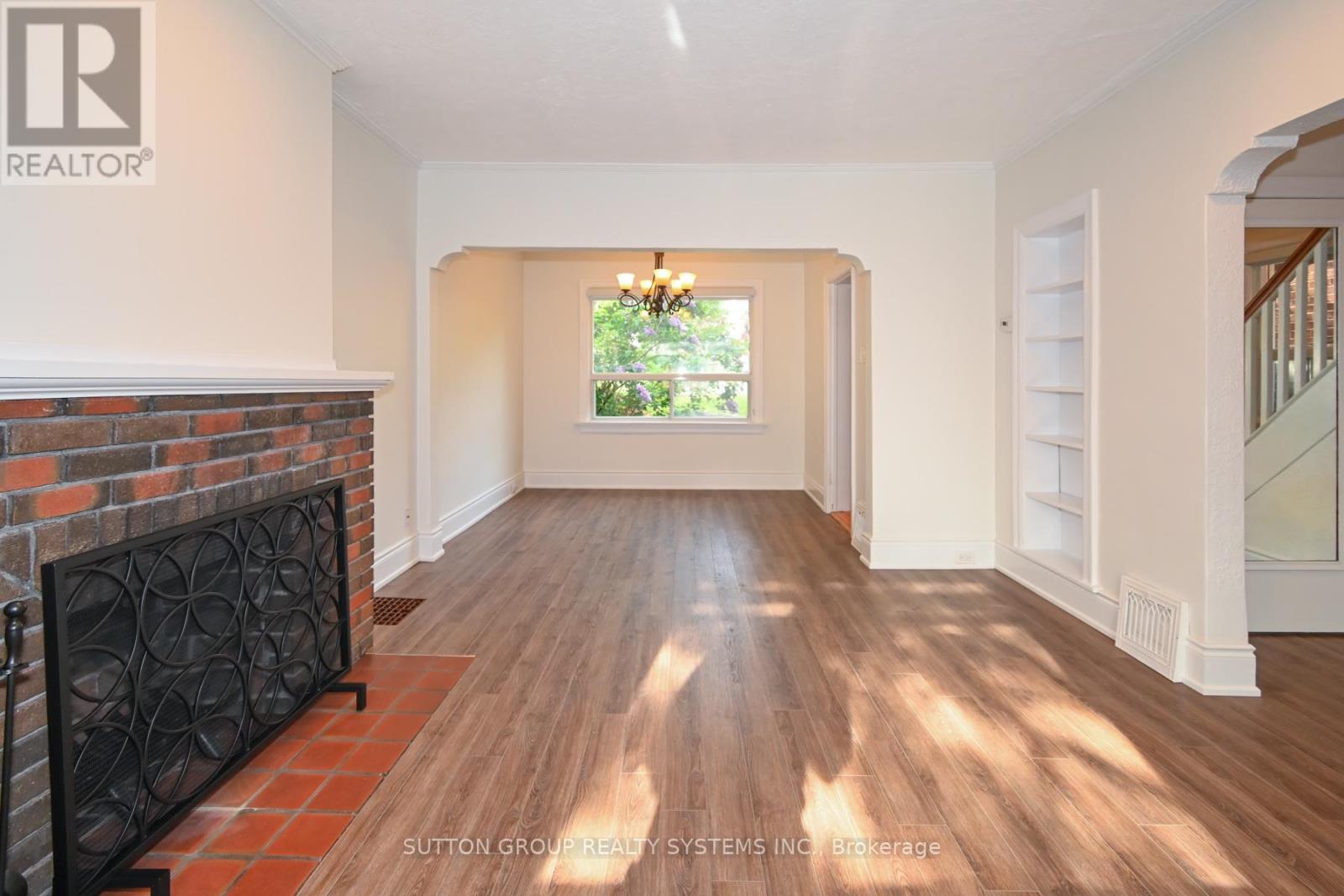 24 Runnymede Road, Toronto, Ontario  M6S 2Y2 - Photo 6 - W12183700